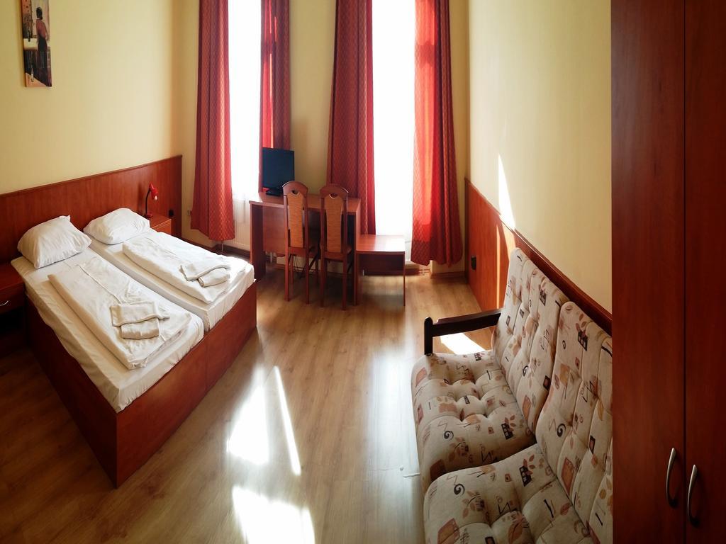 Hotel In Hernals Vienna Room photo