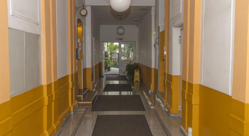 Hotel In Hernals Vienna Exterior photo